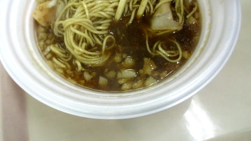 煮干し系の醤油スープ