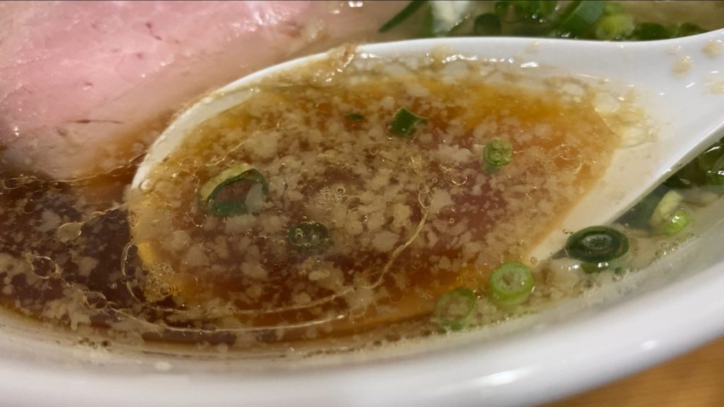 背脂チャッチャ系スープ
