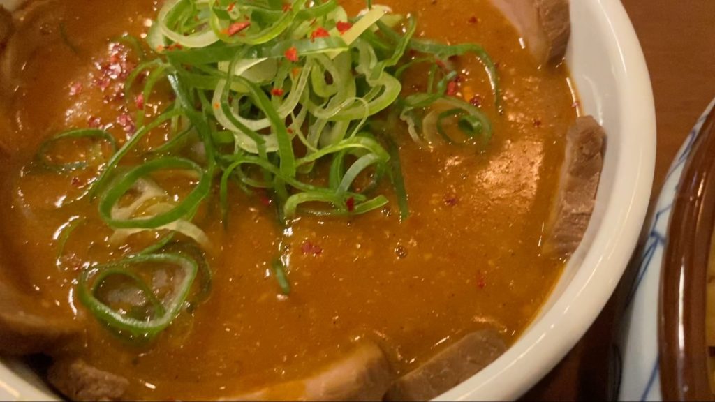 濃厚な味噌スープ