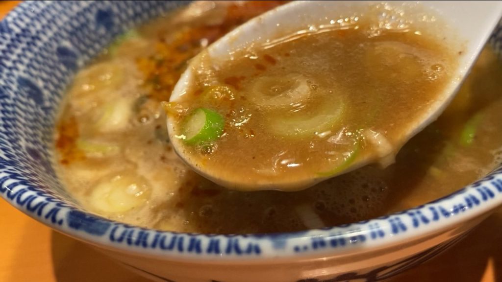 濃厚魚介豚骨スープ